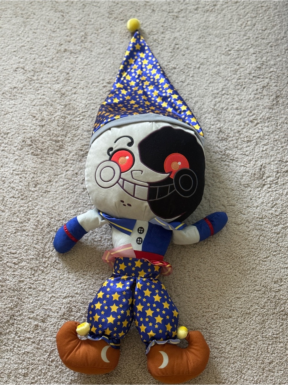 FNAF MOON JUMBO PLUSHIE
